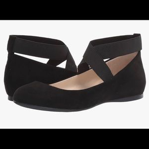 Jessica Simpson flats